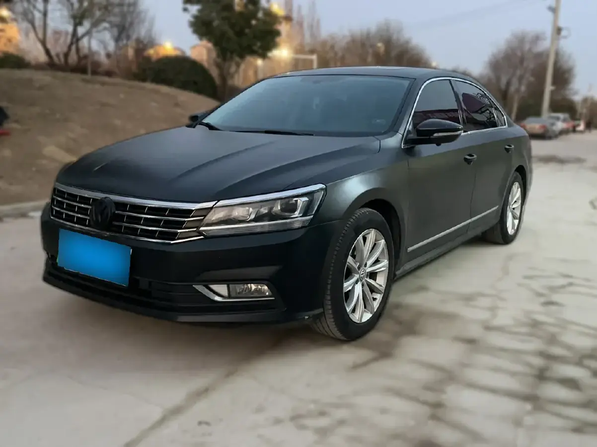 2017 Volkswagen Passat 1.8T 180HP L4 7DCT