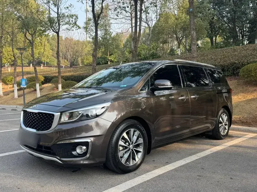 2015 Kia Carnival 2.2T 200HP L4 6AT