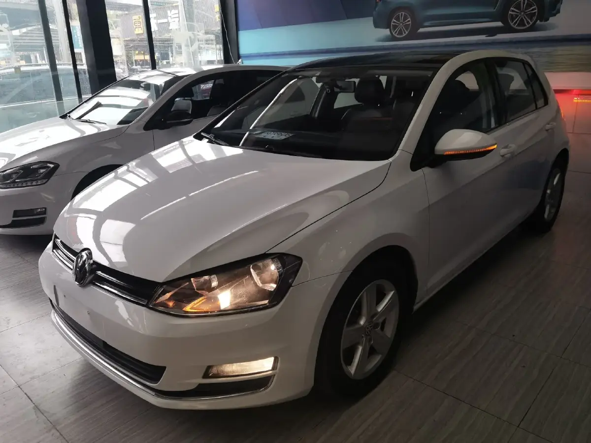 2015 Volkswagen Golf 1.4T 131HP L4 7DCT
