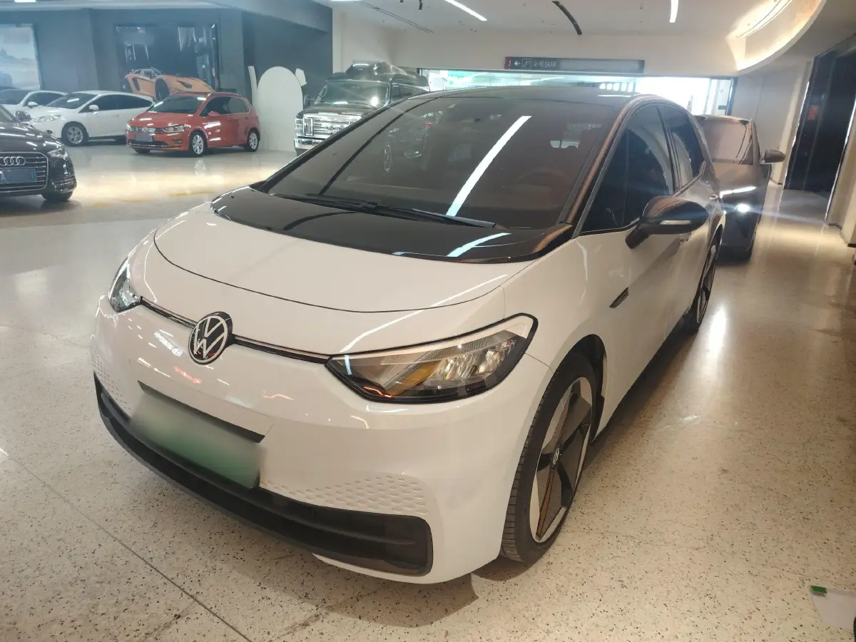 2023 Volkswagen ID.3 BEV 52.8KWH