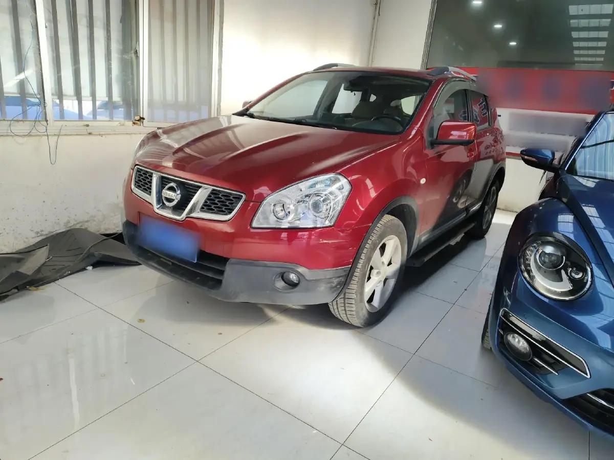 2012 Nissan Qashqai 2.0L 144HP L4 CVT