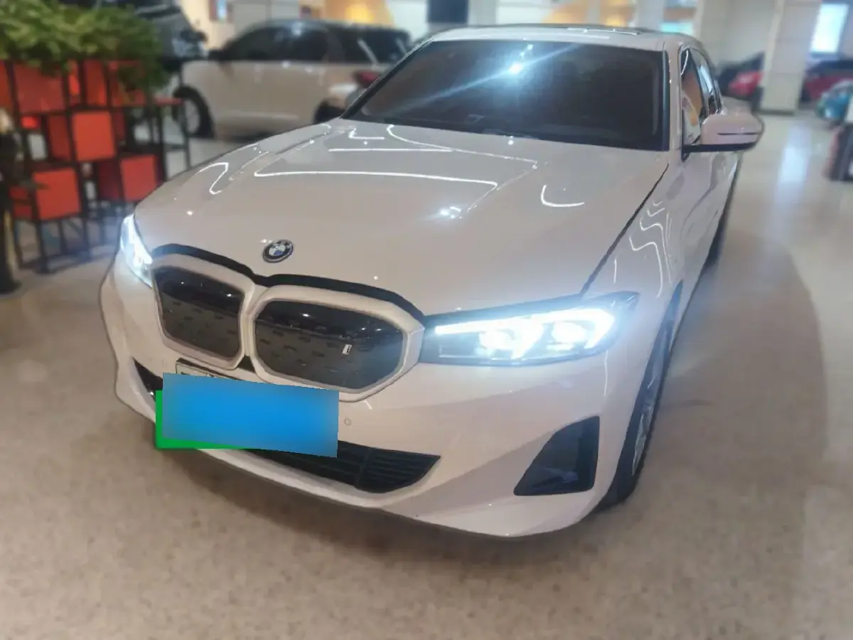 2022 BMW i3 BEV 70KWH