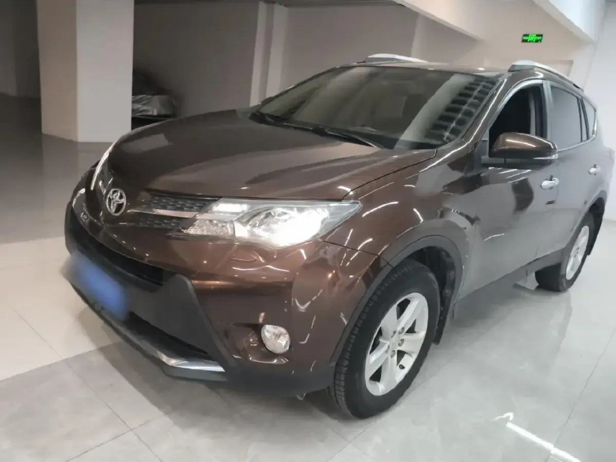 2013 Toyota RAV4 2.5L 180HP L4 6AT
