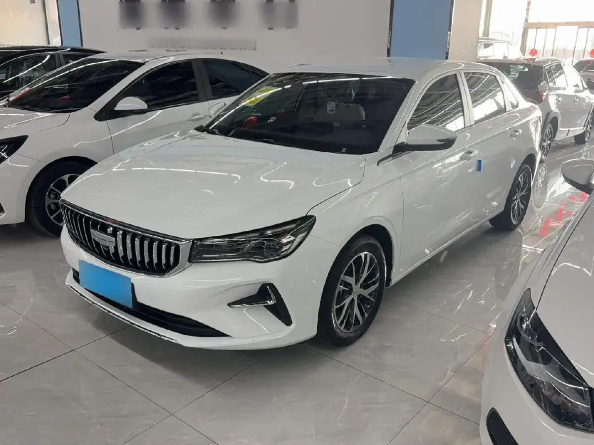 2025 Geely Emgrand 1.5L 127HP L4 CVT