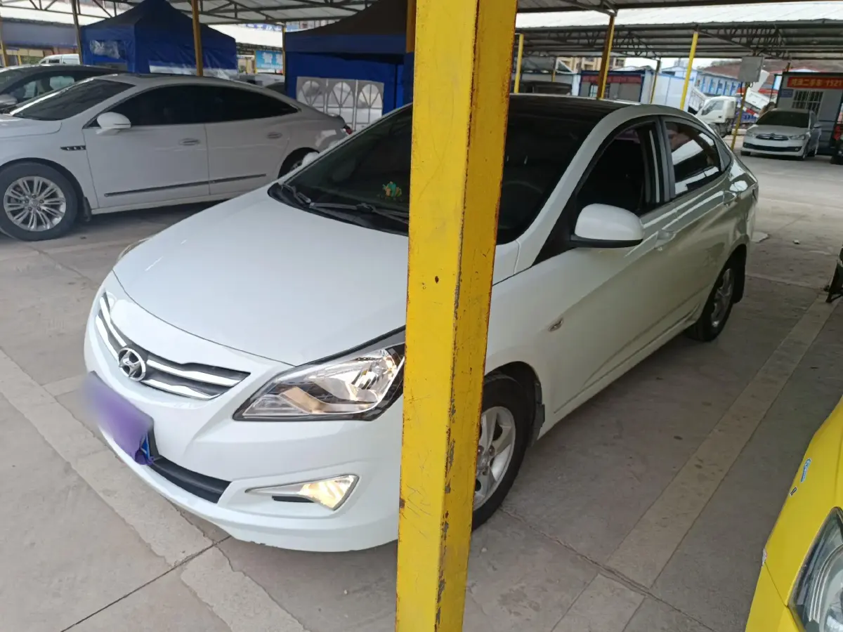2014 Hyundai Reina 1.4L 107HP L4 4AT