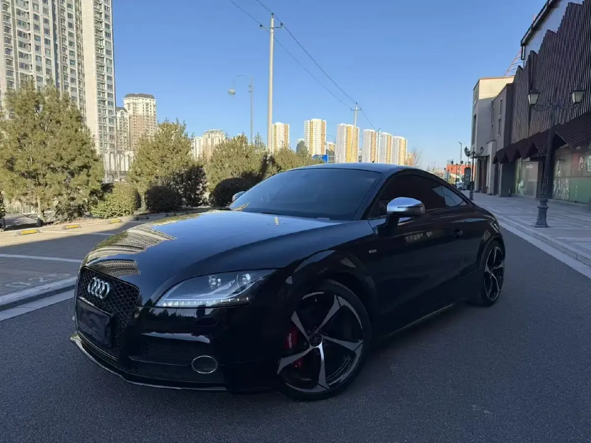 2013 Audi TT 2.0T 211HP L4 6DCT