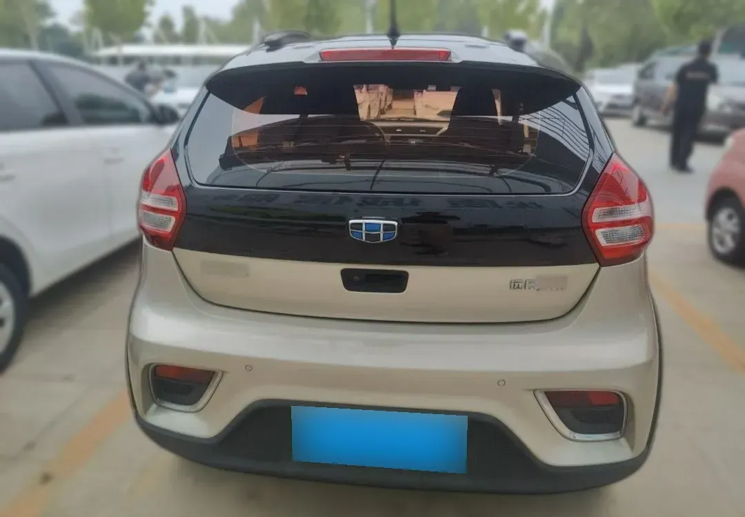 2017 Geely Vision X1 1.3L 88HP L4 5MT,autocango,china used car exporter,china ev exporter,chinese used car exporter,chinese used ev exporter