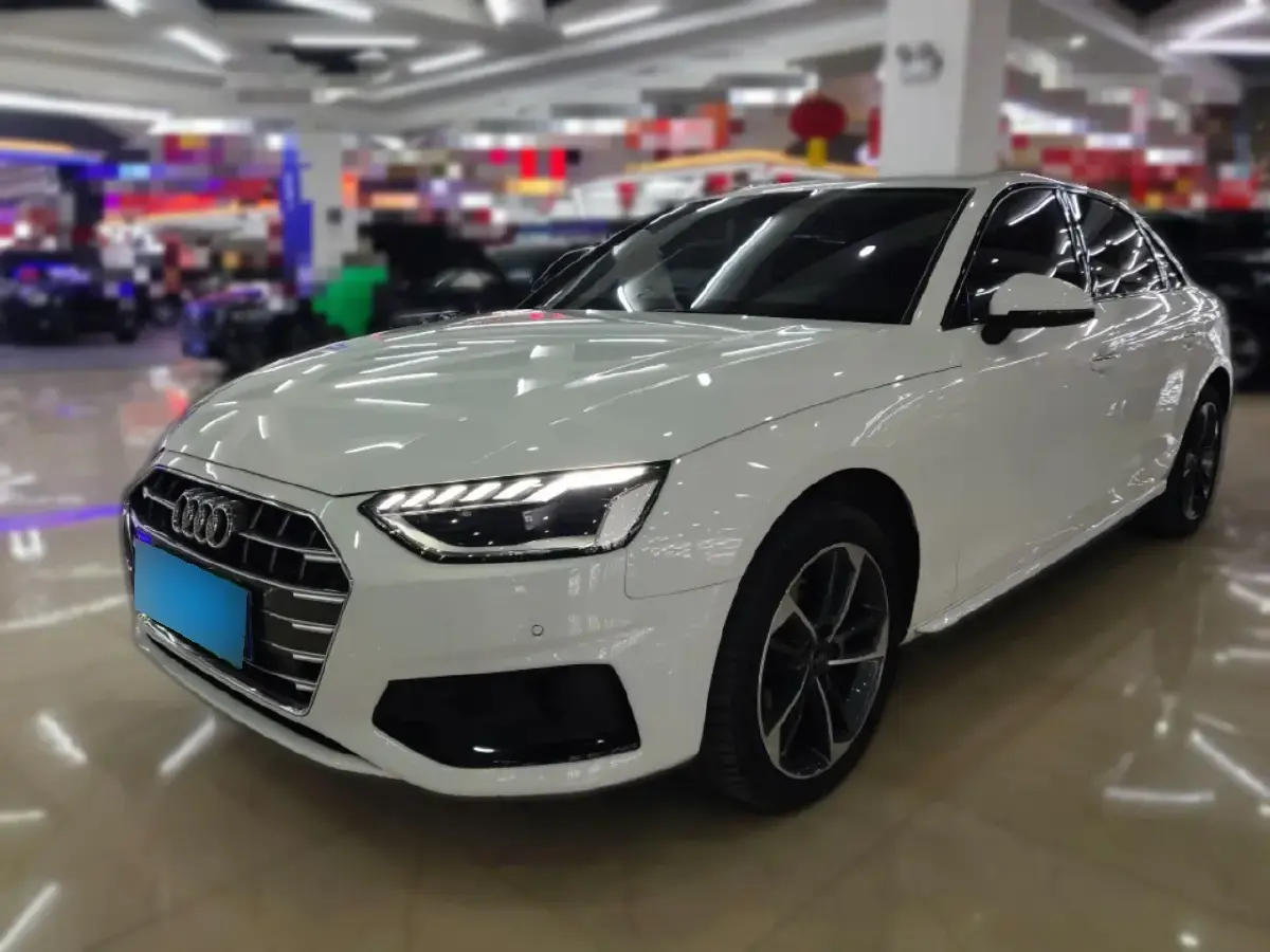 2020 Audi A4L 2.0T 190HP L4 7DCT