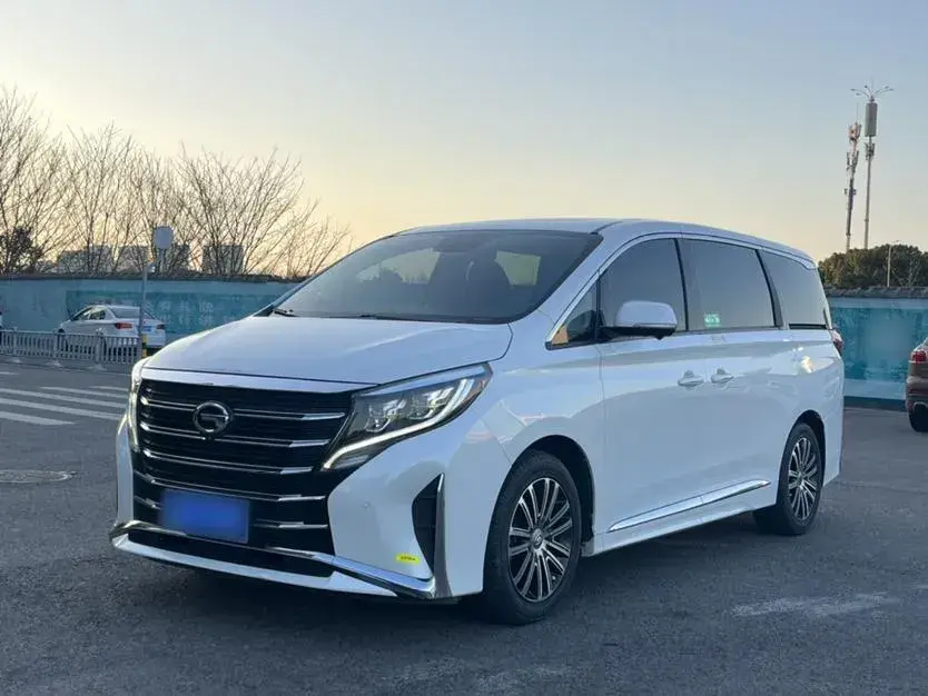 2021 GAC Trumpchi M8 2.0T 252HP L4 8AT