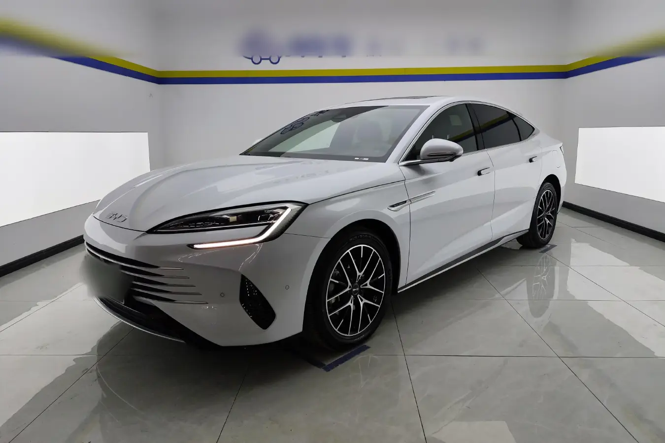 2023 BYD Seal 1.5T 139HP L4 E-CVT PHEV 17.6KWH