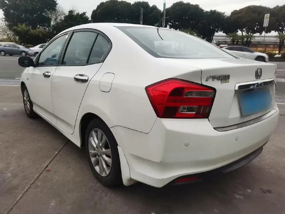 2014 Honda City Classic 1.5L 120HP L4 5AT,autocango,china used car exporter,china ev exporter,chinese used car exporter,chinese used ev exporter