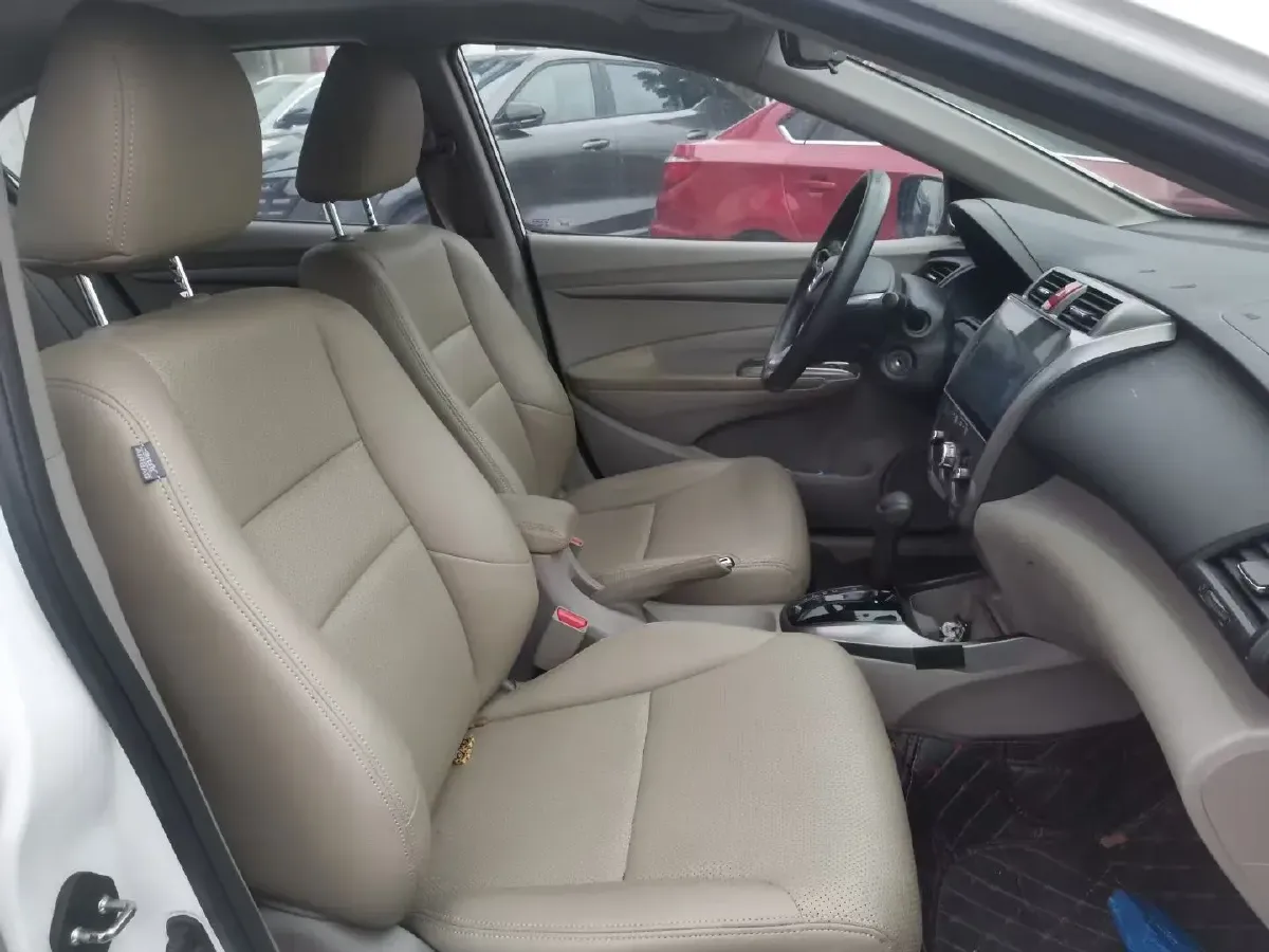 2014 Honda City Classic 1.5L 120HP L4 5AT,autocango,china used car exporter,china ev exporter,chinese used car exporter,chinese used ev exporter