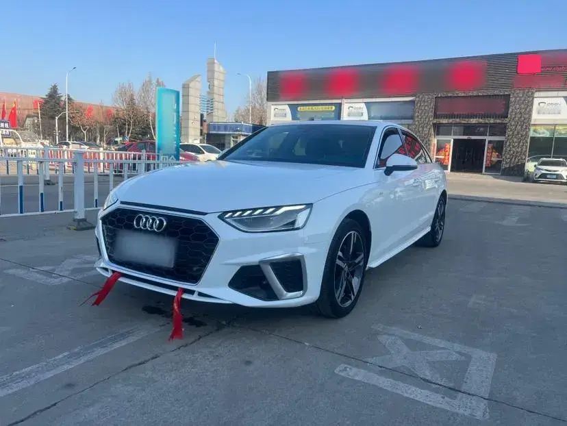 2020 Audi A4L 2.0T 190HP L4 7DCT