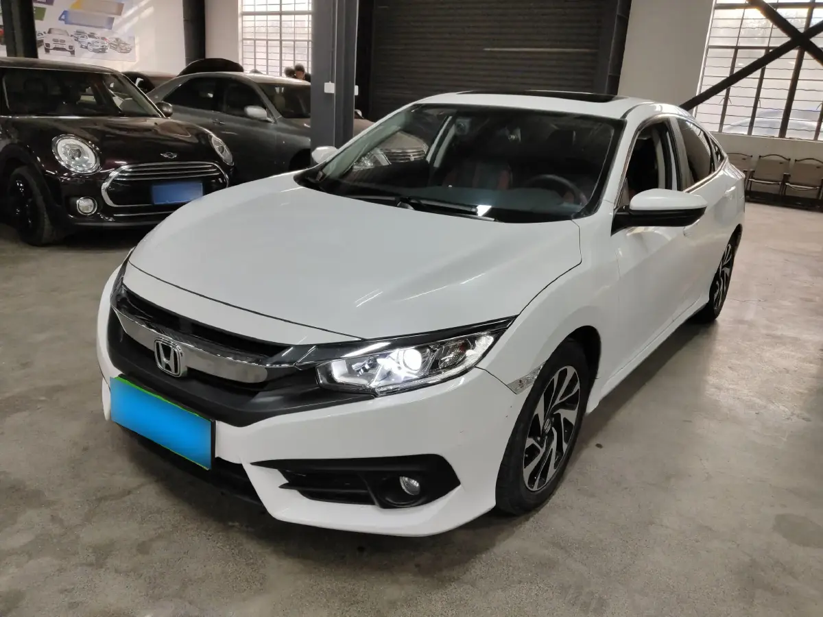 2016 Honda Civic 1.5T 177HP L4 CVT