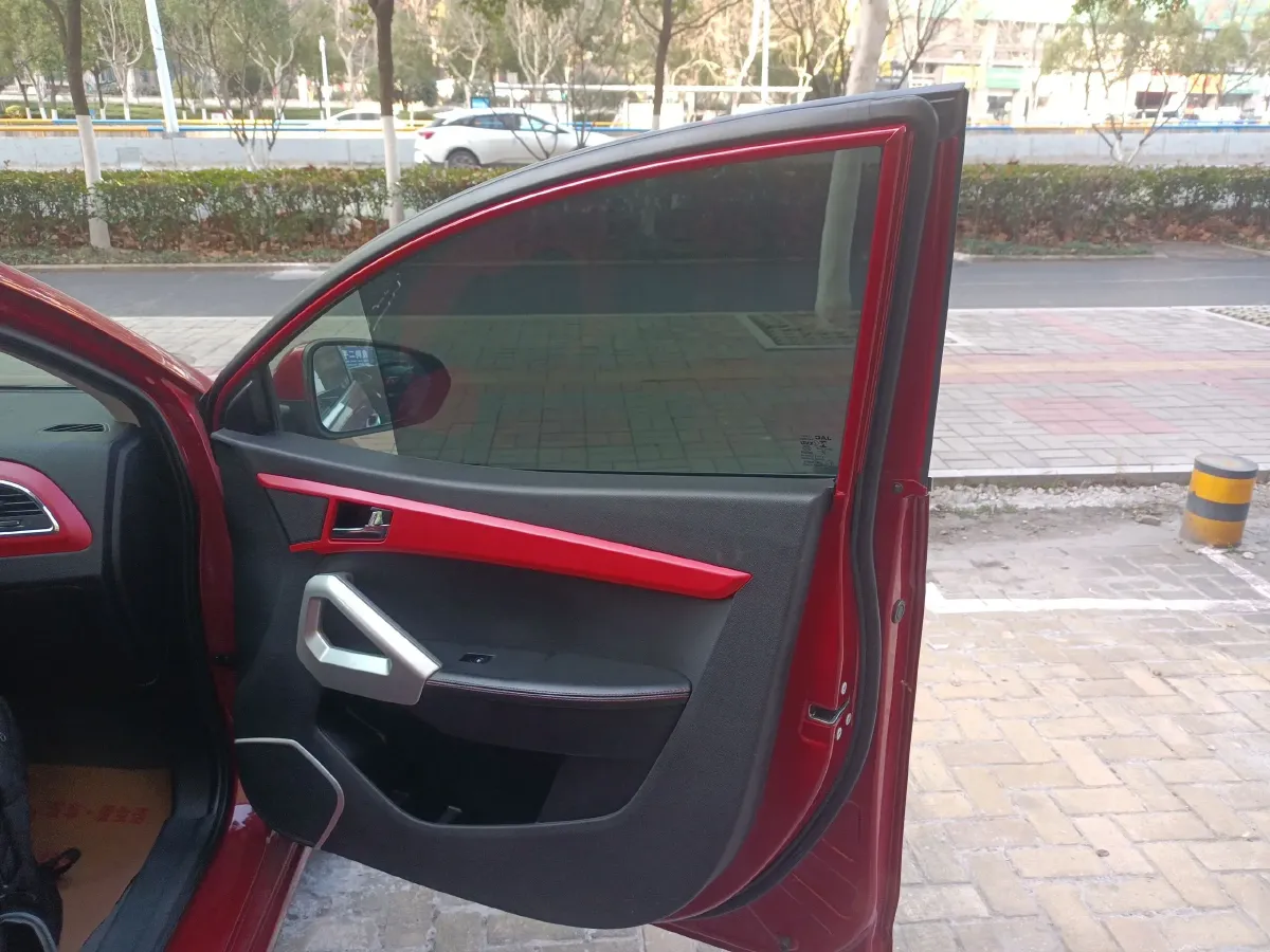 2015 JAC Refine S2 1.5L 113HP L4 CVT,autocango,china used car exporter,china ev exporter,chinese used car exporter,chinese used ev exporter