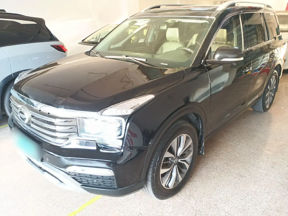 2017 GAC Trumpchi GS8 2.0T 201HP L4 6AT