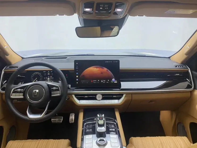 2023 Tank 500 2.0T 252HP L4 9AT PHEV 37.1KWH,autocango,china used car exporter,china ev exporter,chinese used car exporter,chinese used ev exporter