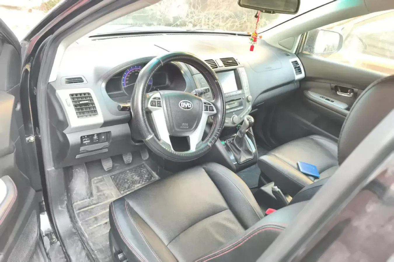 2014 BYD S6 2.0L 140HP L4 5MT,autocango,china used car exporter,china ev exporter,chinese used car exporter,chinese used ev exporter