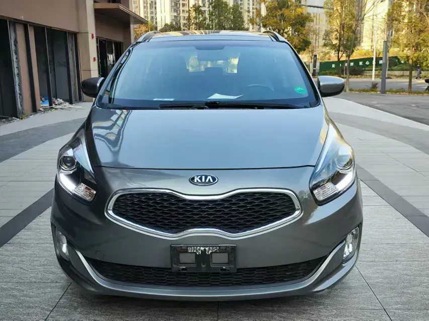2013 Kia Carens 2.0L 152HP L4 6AT,autocango,china used car exporter,china ev exporter,chinese used car exporter,chinese used ev exporter