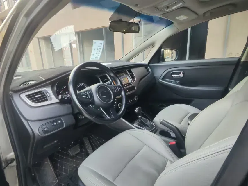 2013 Kia Carens 2.0L 152HP L4 6AT,autocango,china used car exporter,china ev exporter,chinese used car exporter,chinese used ev exporter