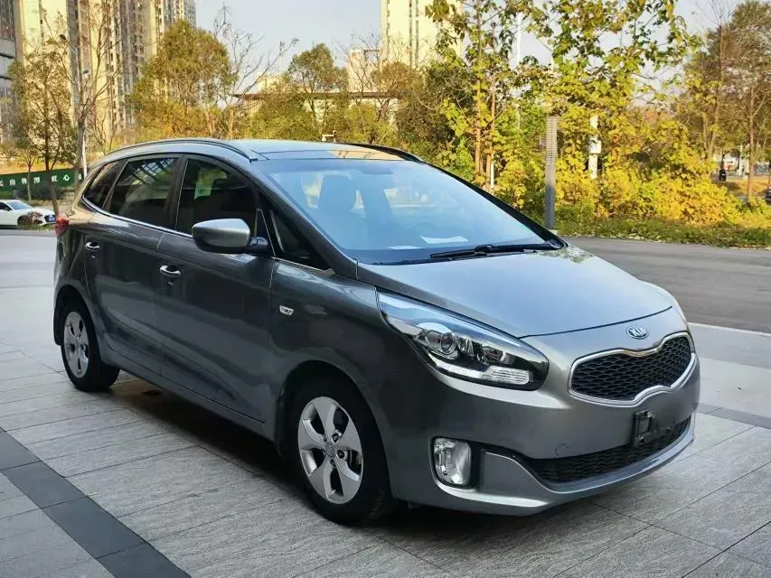 2013 Kia Carens 2.0L 152HP L4 6AT,autocango,china used car exporter,china ev exporter,chinese used car exporter,chinese used ev exporter