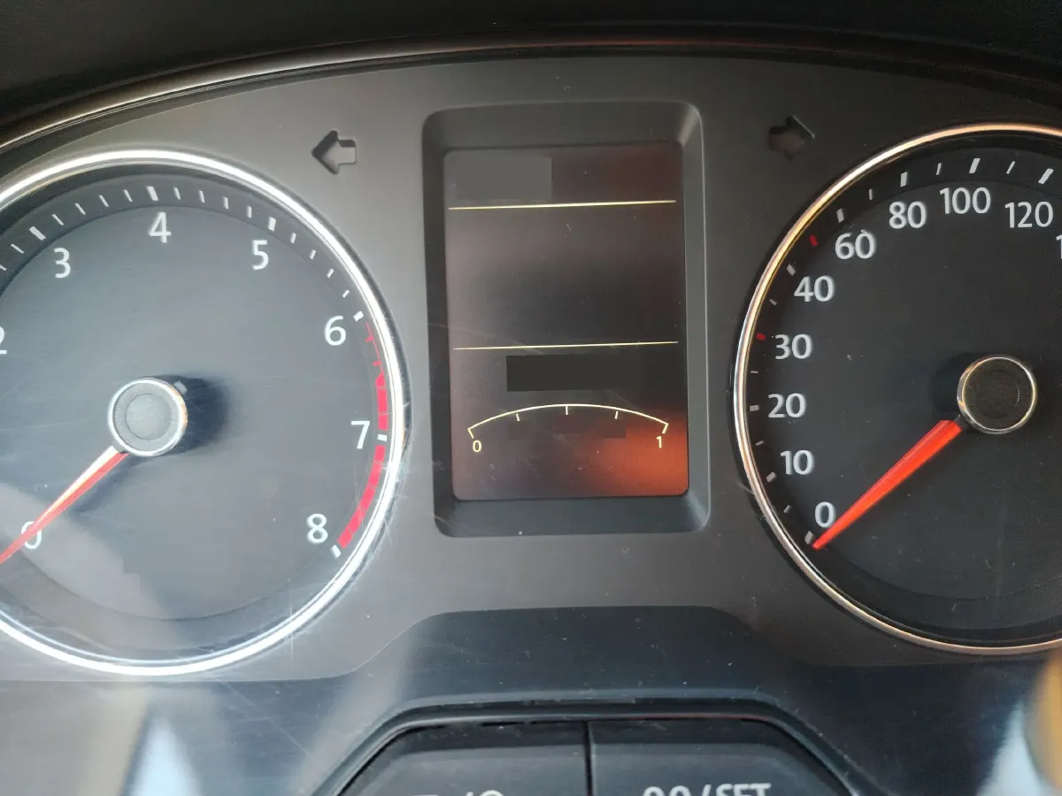 2014 Volkswagen Cross Lavida 1.6L 110HP L4 6AT,autocango,china used car exporter,china ev exporter,chinese used car exporter,chinese used ev exporter