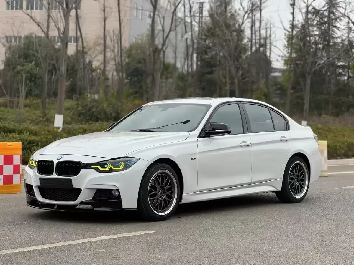 2014 BMW 3 Series 2.0T 245HP L4 8AT