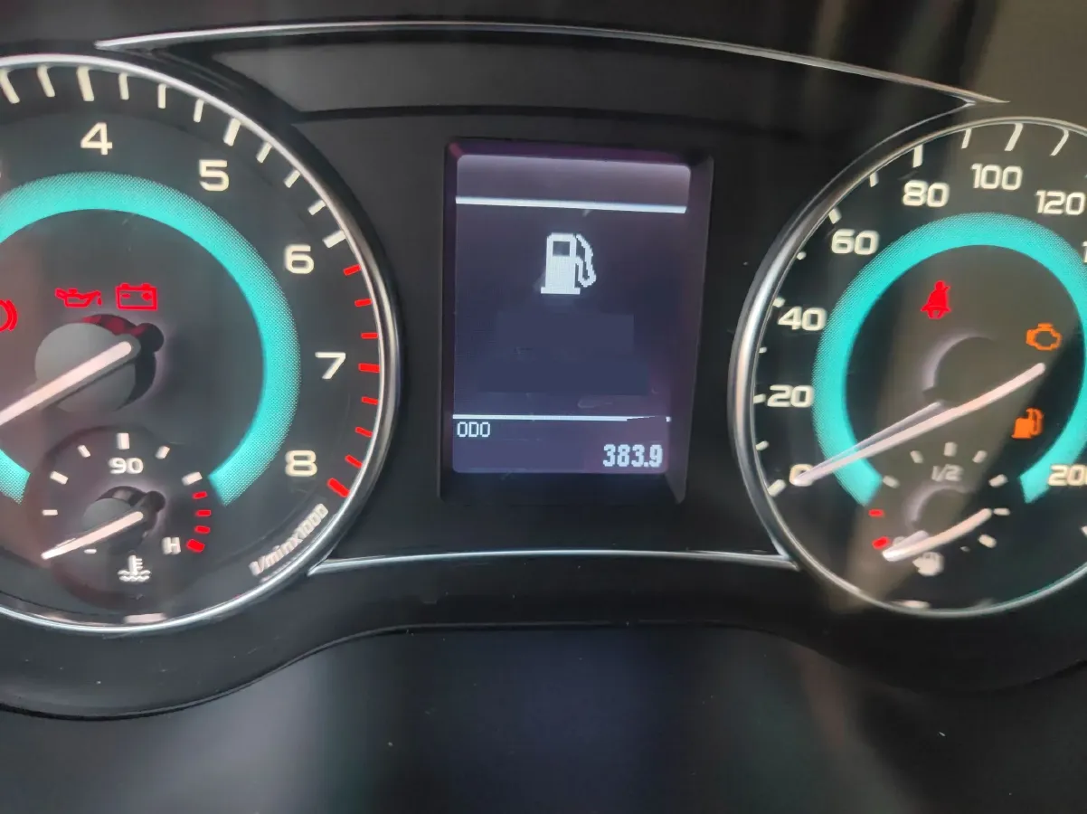 2015 Great Wall C30 1.5L 106HP L4 5MT,autocango,china used car exporter,china ev exporter,chinese used car exporter,chinese used ev exporter