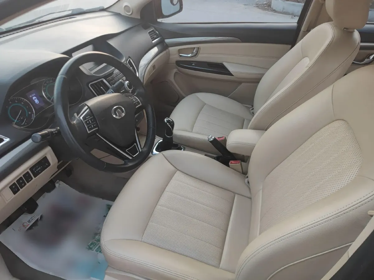 2015 Great Wall C30 1.5L 106HP L4 5MT,autocango,china used car exporter,china ev exporter,chinese used car exporter,chinese used ev exporter