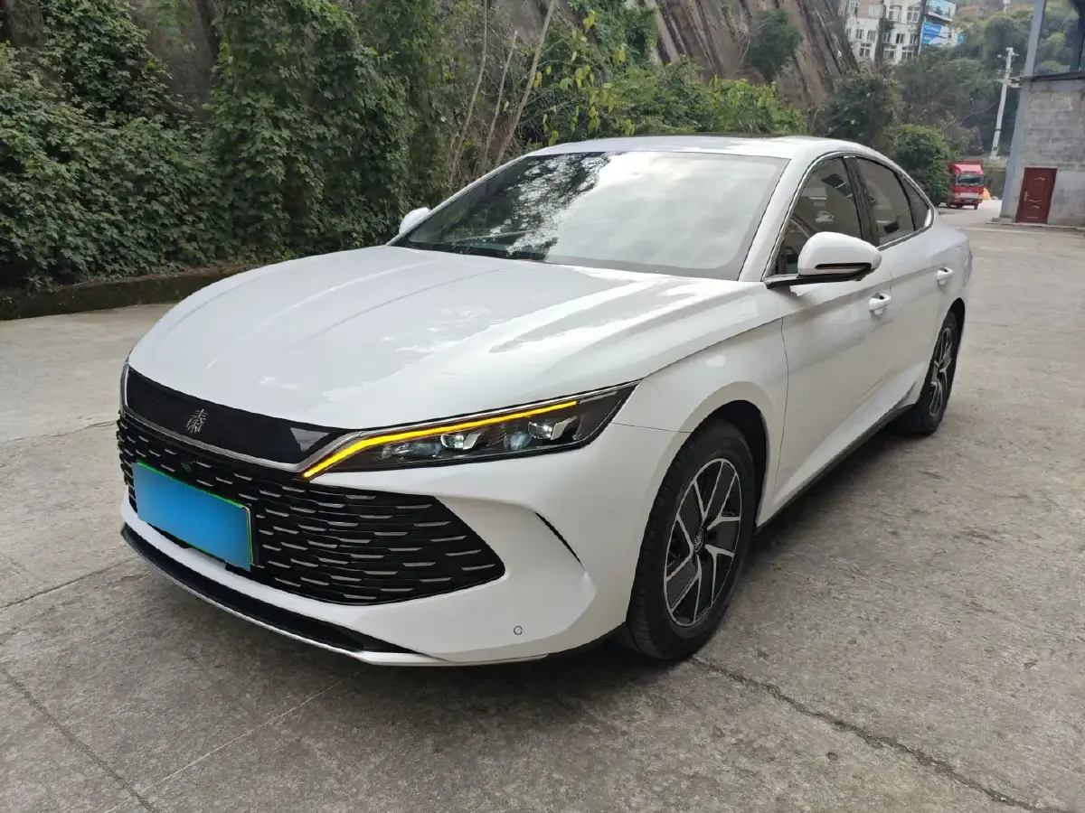 2024 BYD QinL 1.5L 101HP L4 E-CVT PHEV 15.87KWH