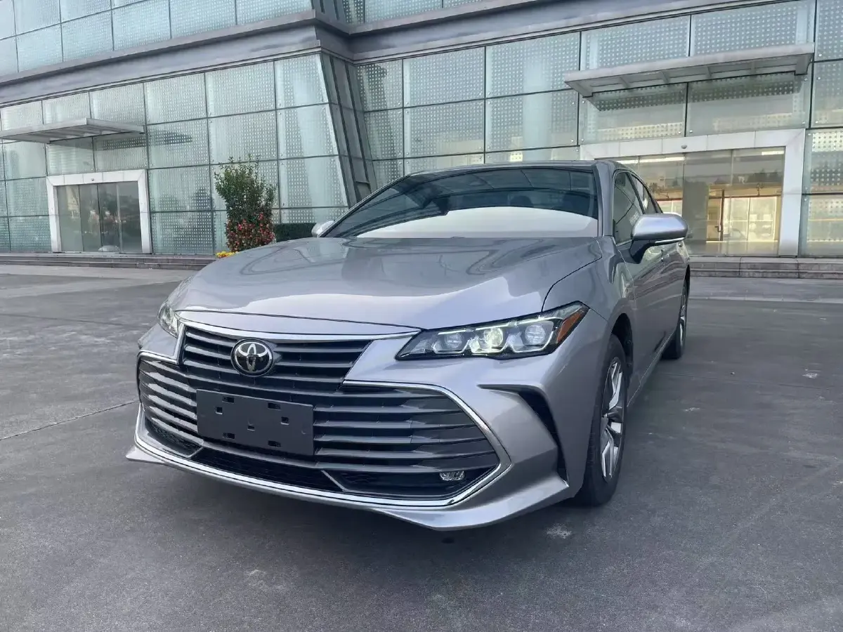 2019 Toyota Avalon 2.0L 178HP L4 CVT