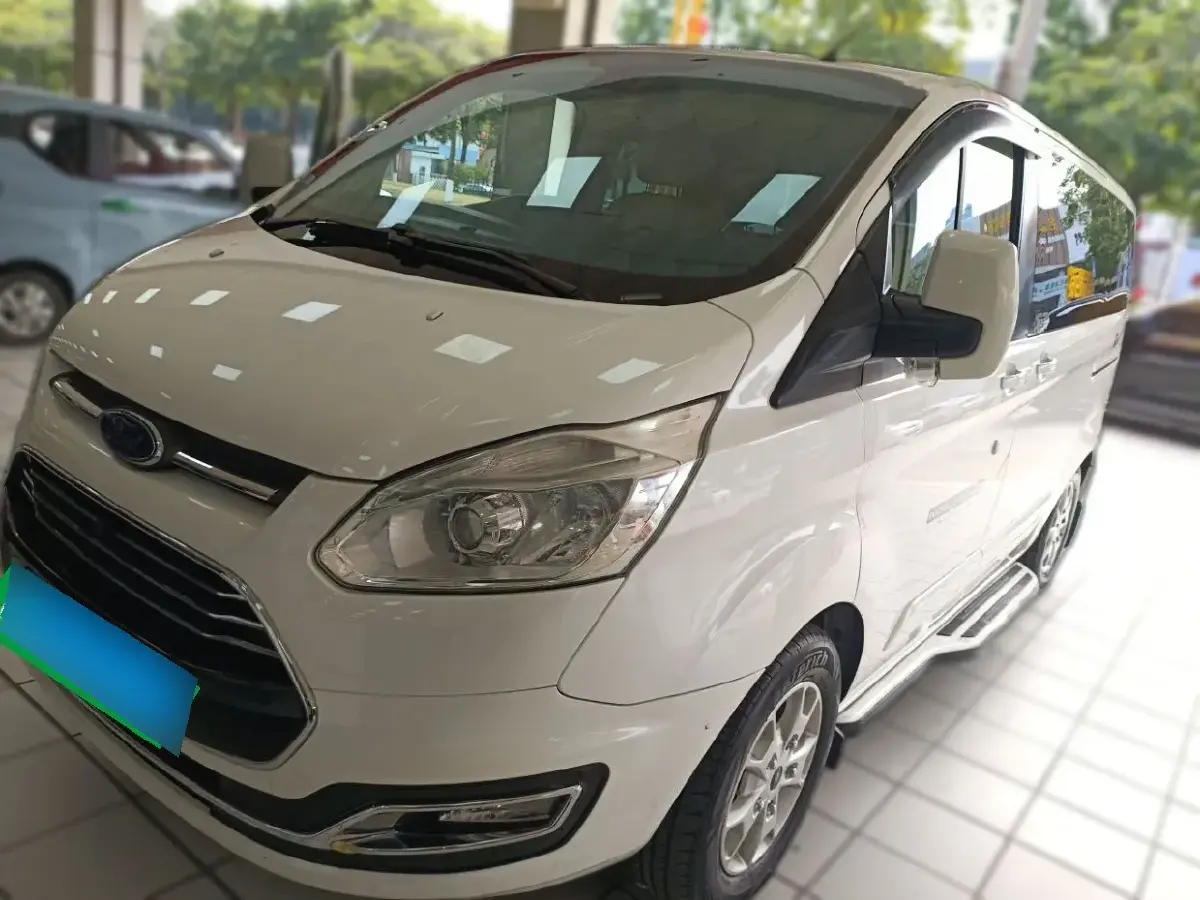 2017 Ford Tourneo 2.0T 203HP L4 6AT