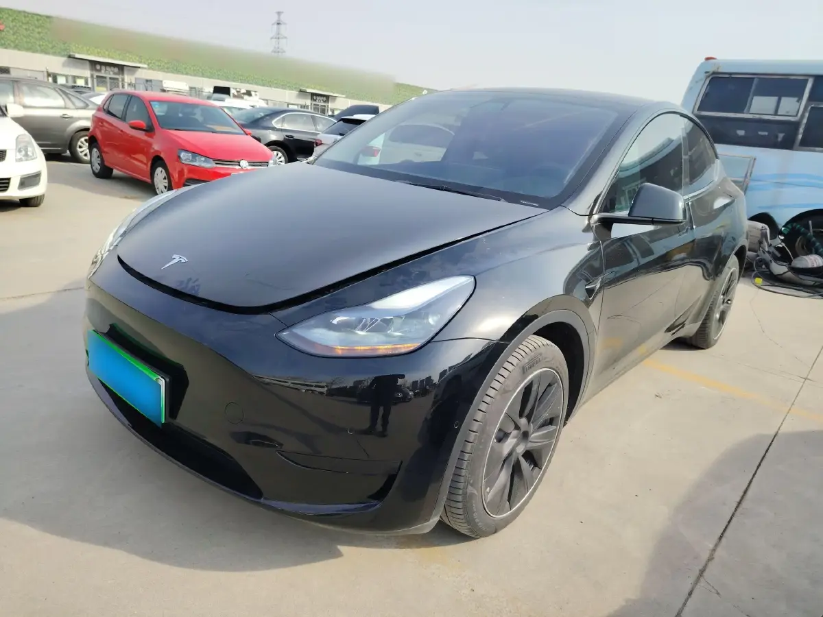 2022 Tesla Model Y BEV 60KWH