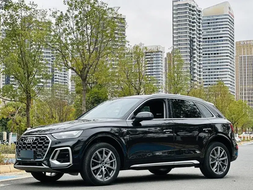 2022 Audi Q5L 2.0T 190HP L4 7DCT