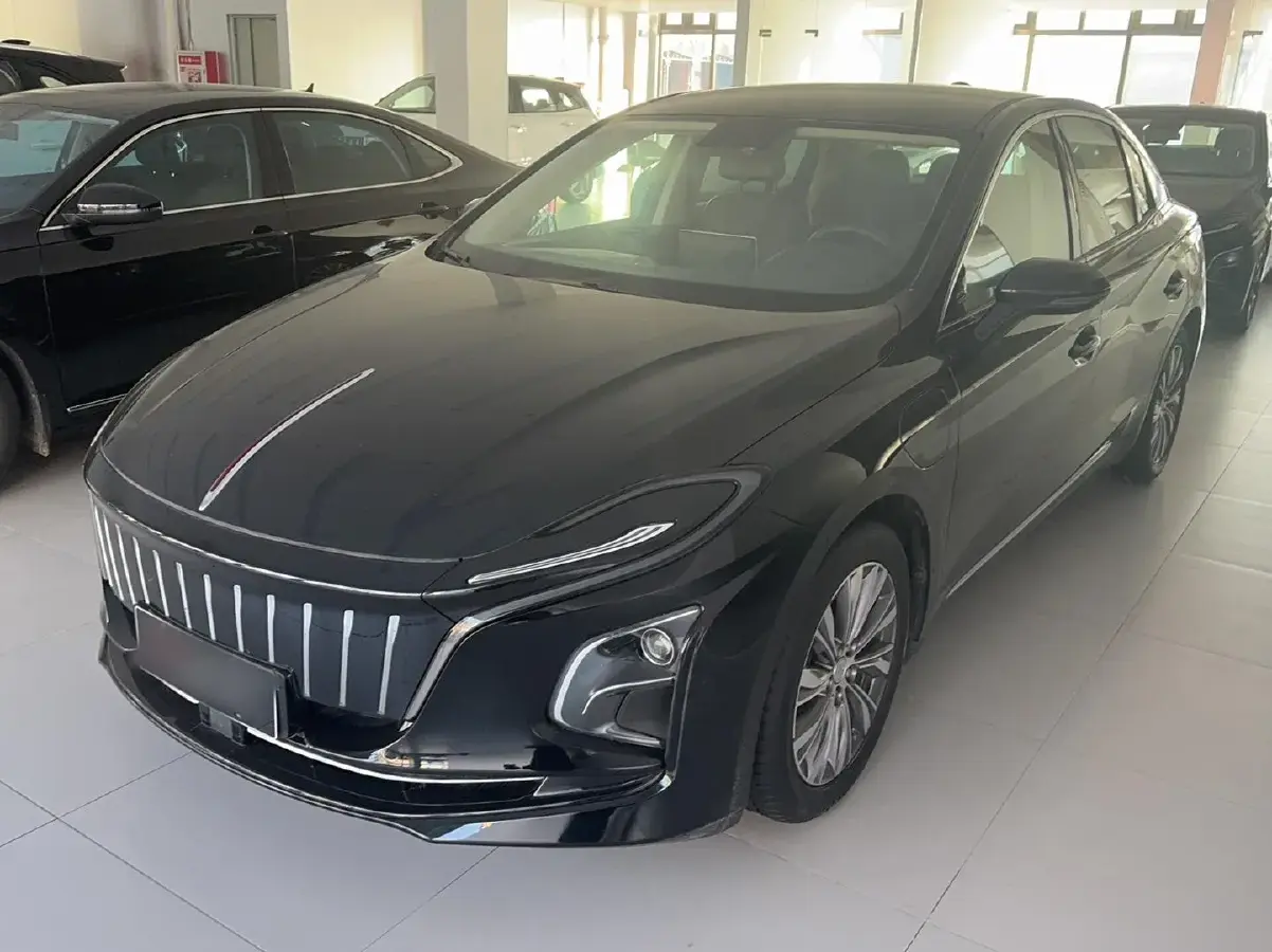 2022 HongQi E-QM5 BEV 54KWH