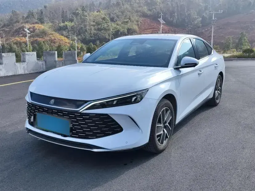 2024 BYD QinL 1.5L 101HP L4 E-CVT PHEV 15.87KWH