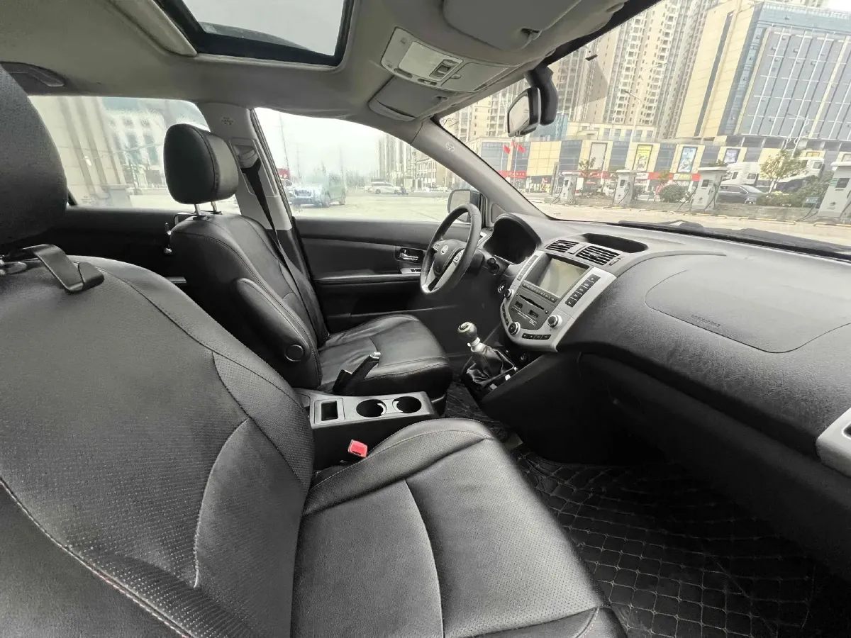 2014 BYD S6 1.5T 154HP L4 6MT,autocango,china used car exporter,china ev exporter,chinese used car exporter,chinese used ev exporter