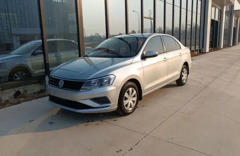 2019 Volkswagen Jetta 1.4L 90HP L4 5MT