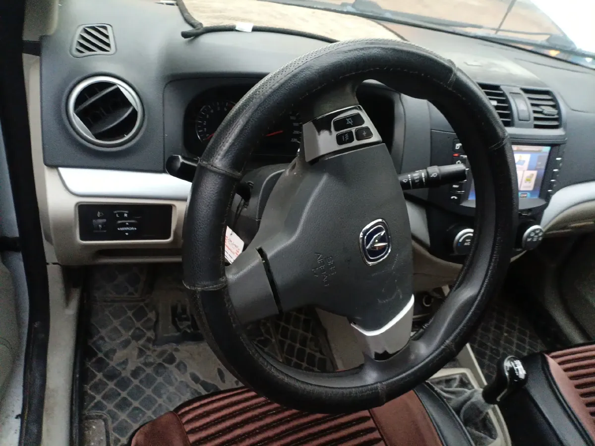 2012 ChangAn Alsvin V5 1.5L 114HP L4 5MT,autocango,china used car exporter,china ev exporter,chinese used car exporter,chinese used ev exporter