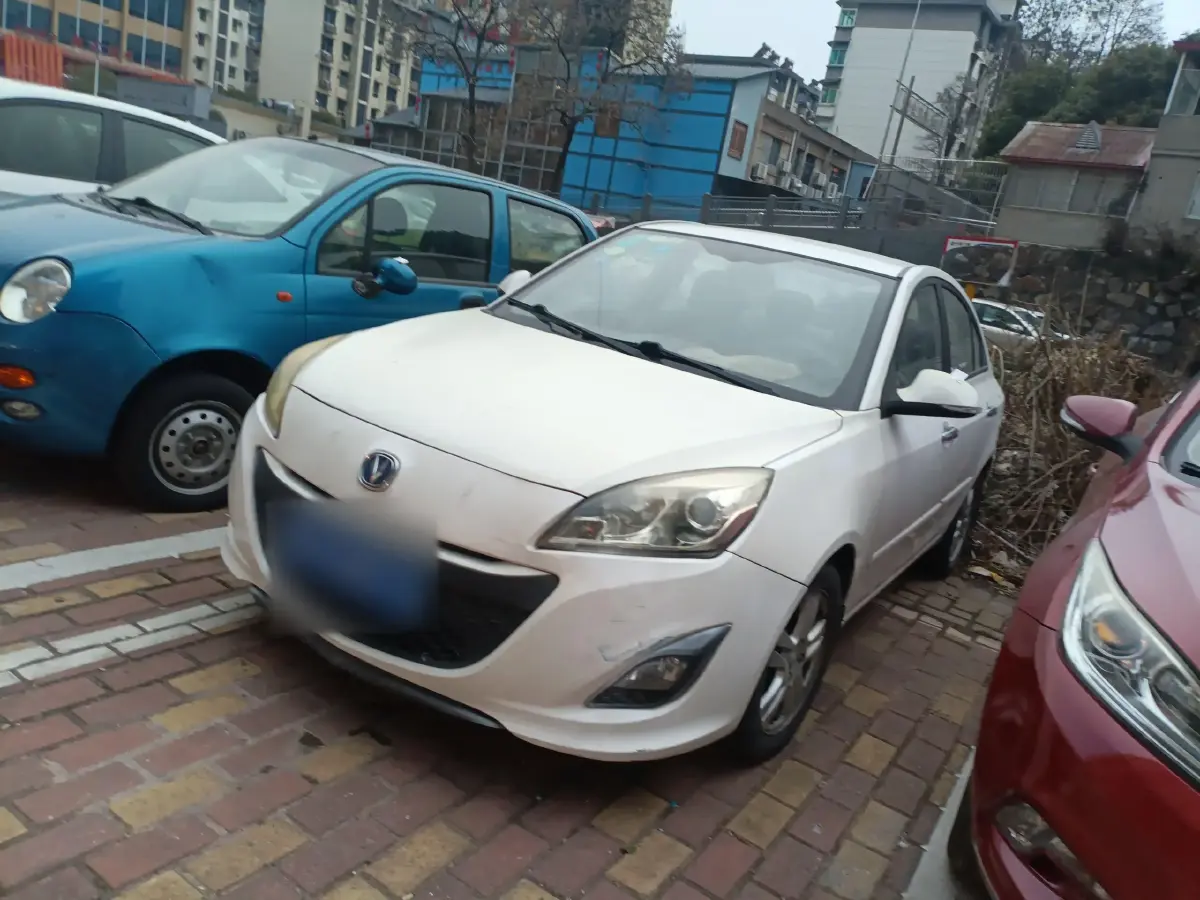 2012 ChangAn Alsvin V5 1.5L 114HP L4 5MT