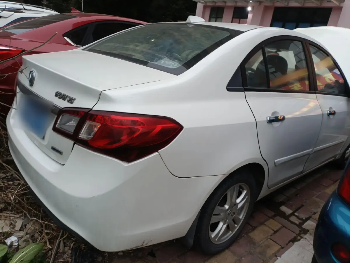 2012 ChangAn Alsvin V5 1.5L 114HP L4 5MT,autocango,china used car exporter,china ev exporter,chinese used car exporter,chinese used ev exporter
