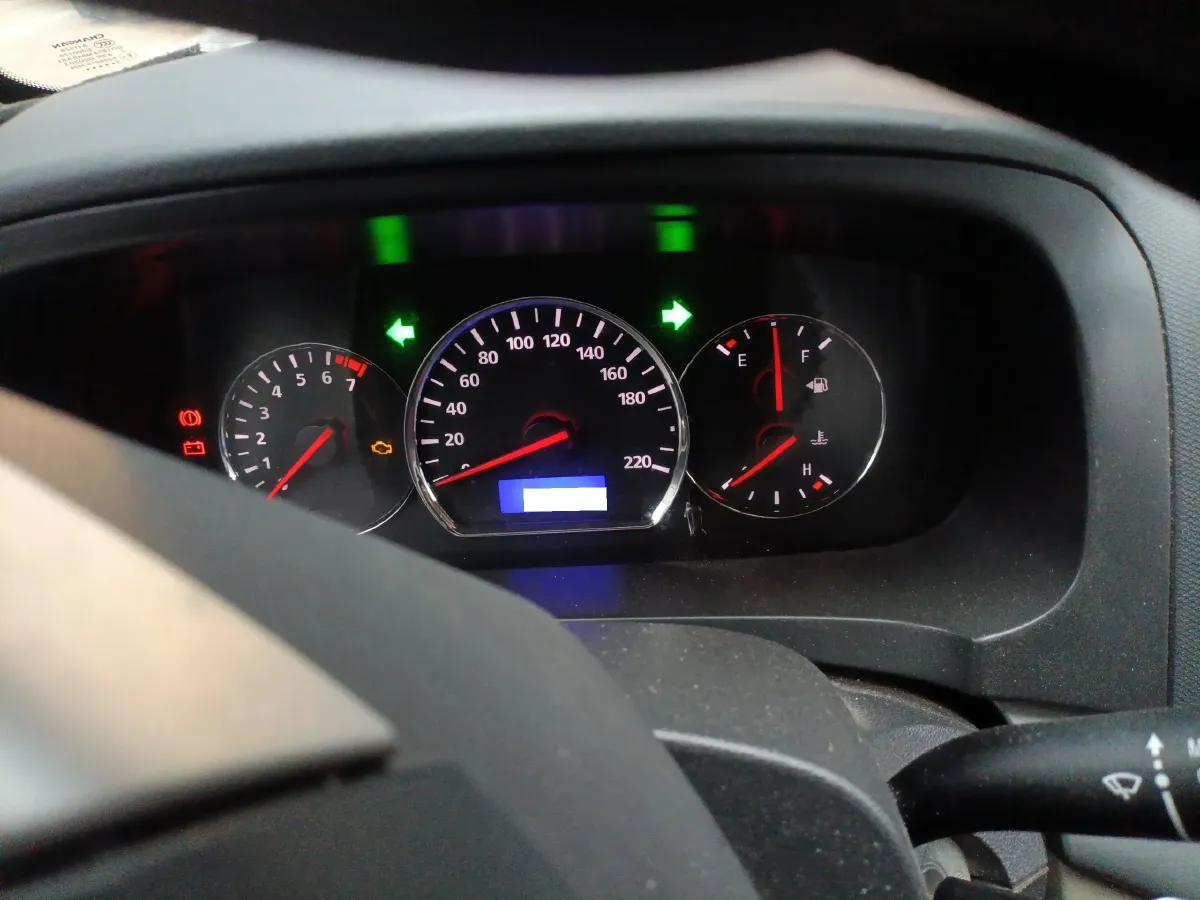 2012 ChangAn Alsvin V5 1.5L 114HP L4 5MT,autocango,china used car exporter,china ev exporter,chinese used car exporter,chinese used ev exporter