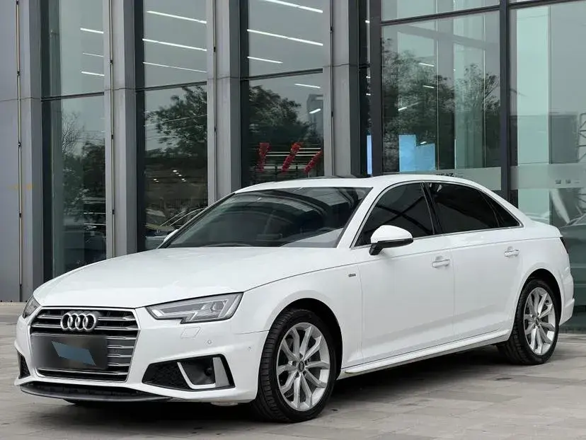 2019 Audi A4L 2.0T 190HP L4 7DCT