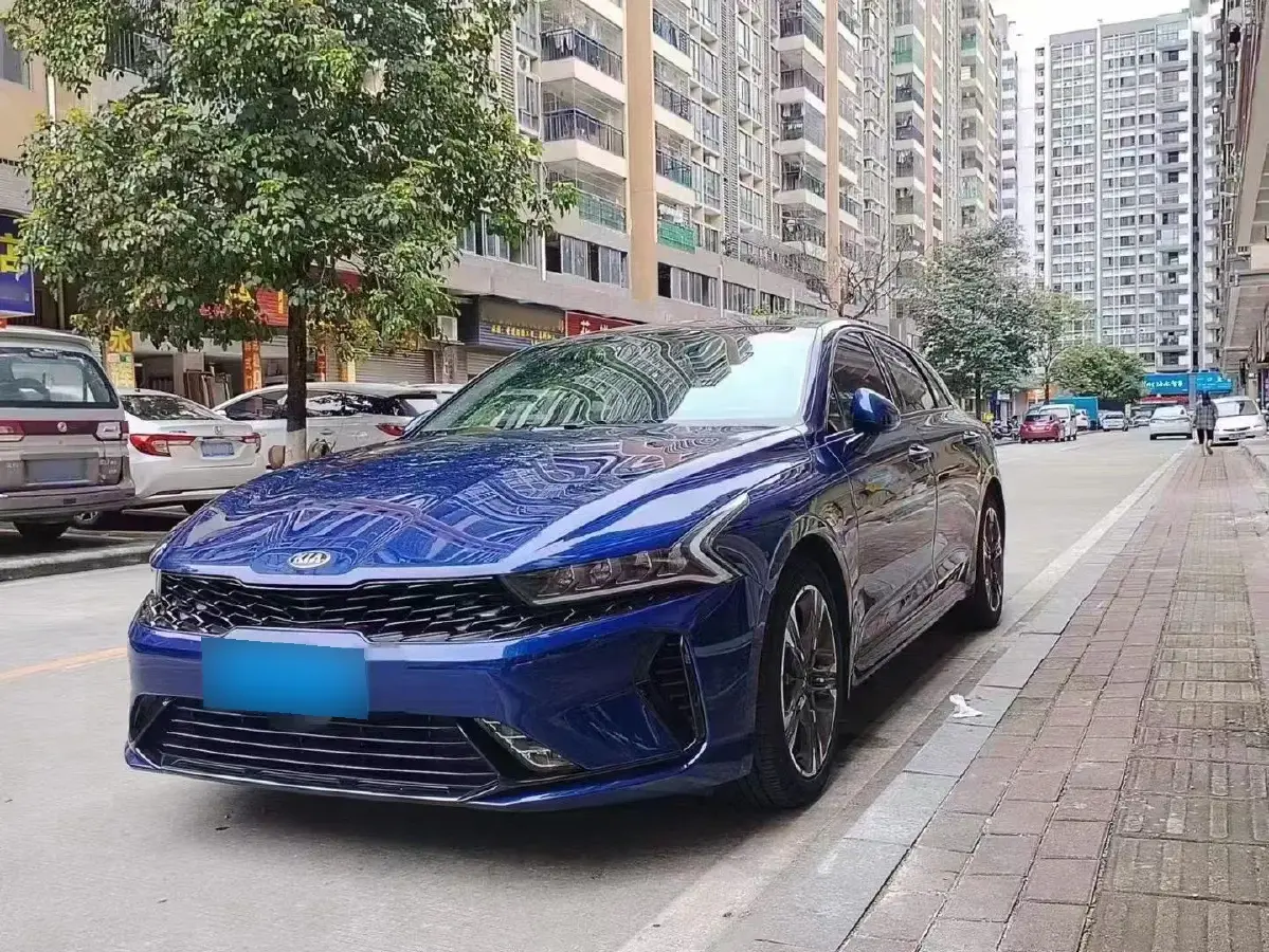 2020 Kia K5 1.5T 170HP L4 7DCT