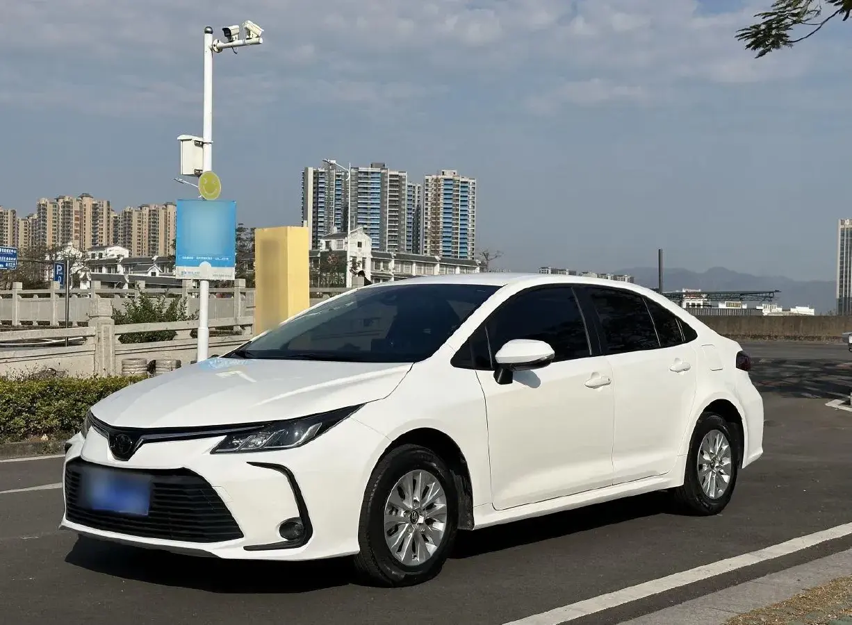 2019 Toyota Corolla 1.2T 116HP L4 CVT