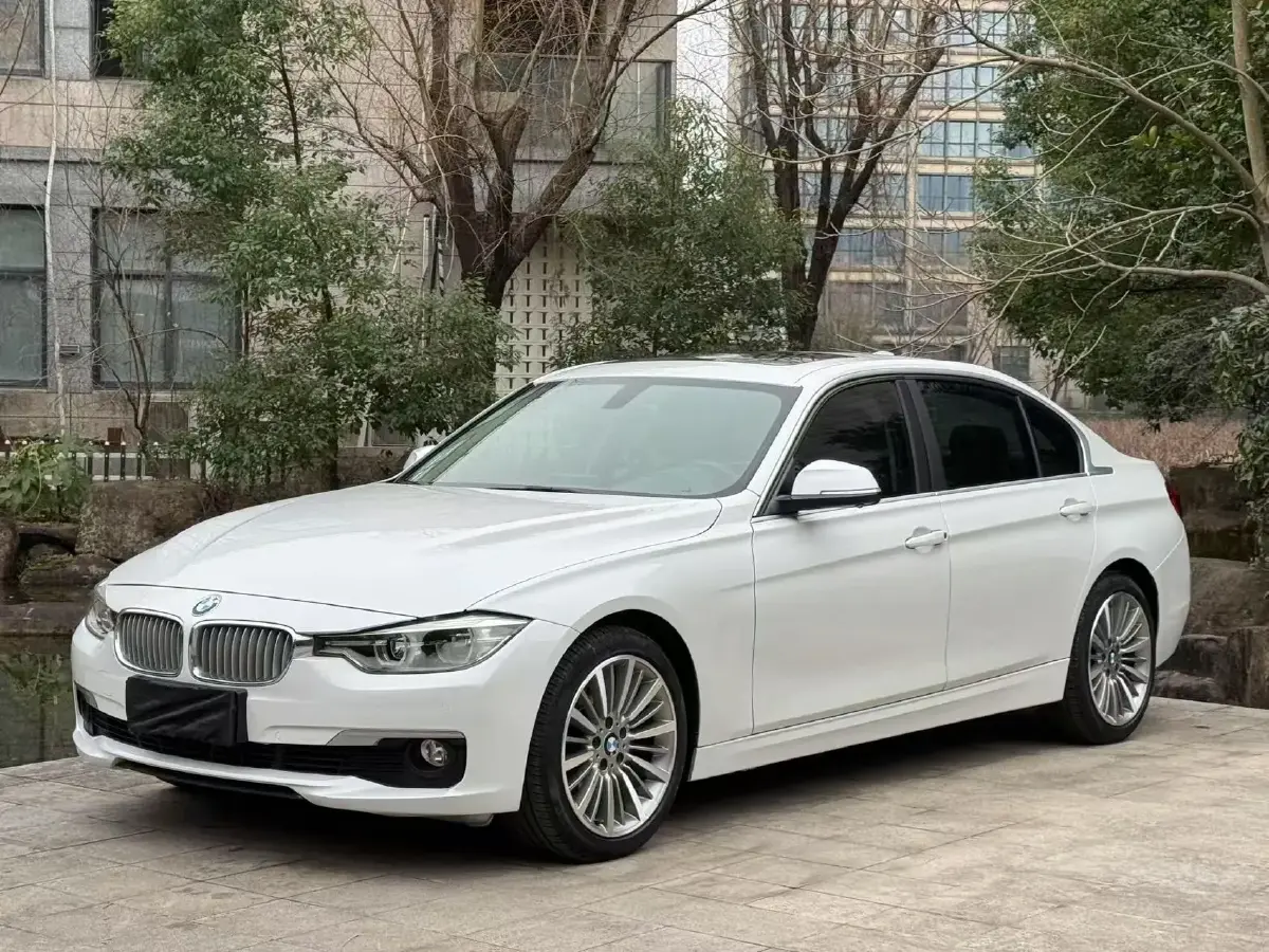 2019 BMW 3 Series 2.0T 184HP L4 8AT