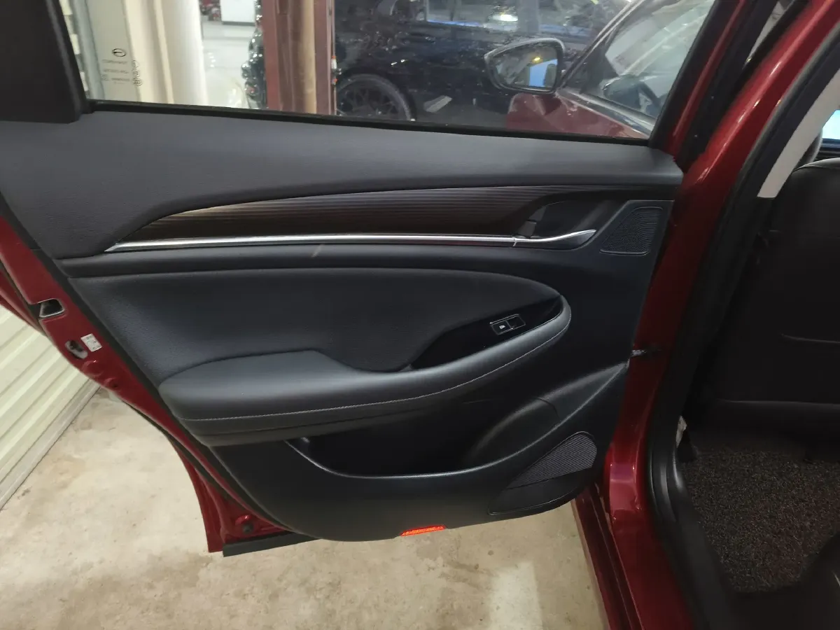 2019 GAC Trumpchi GA6 1.5T 169HP L4 6AT,autocango,china used car exporter,china ev exporter,chinese used car exporter,chinese used ev exporter