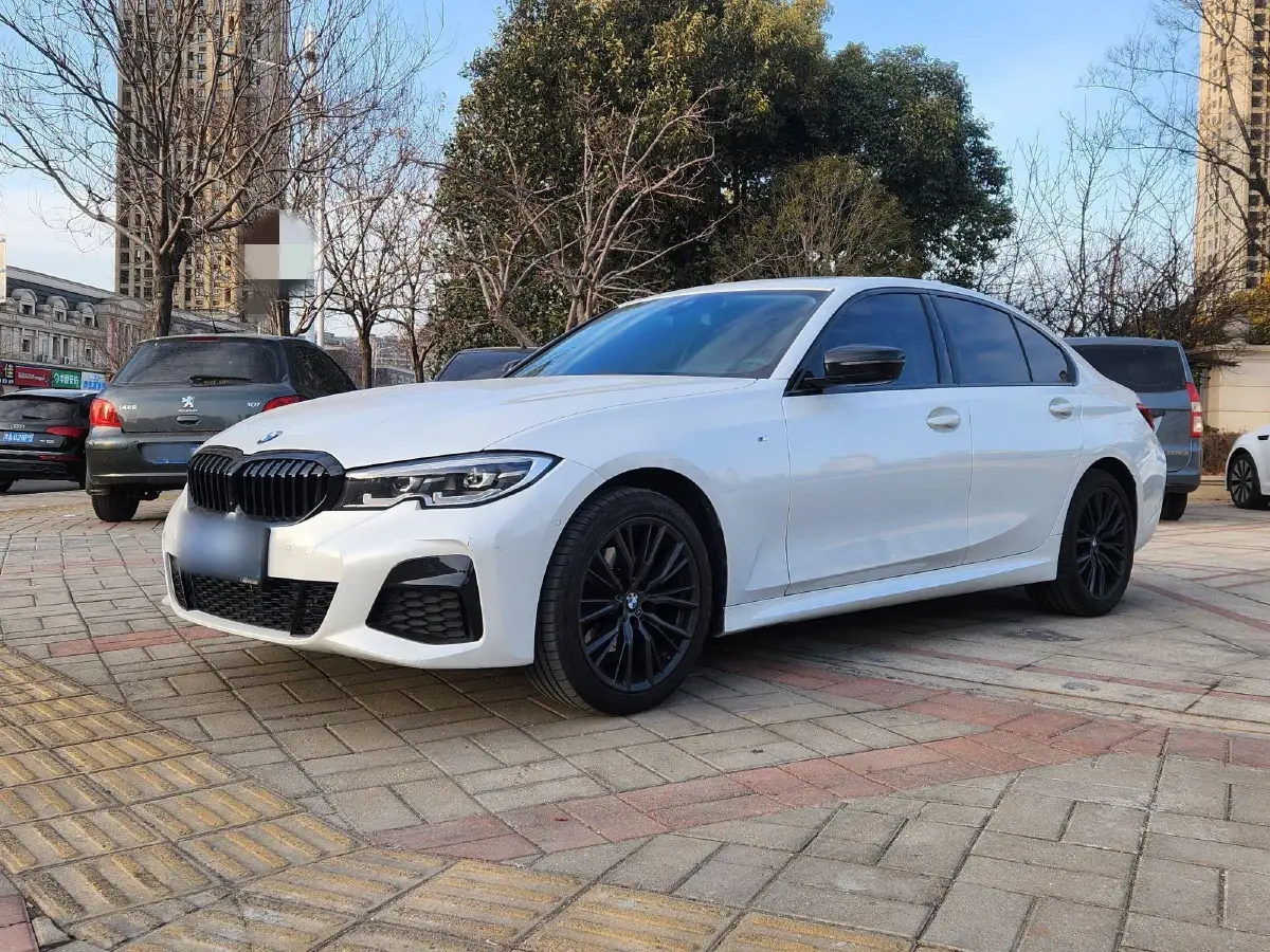 2021 BMW 3 Series 2.0T 184HP L4 8AT