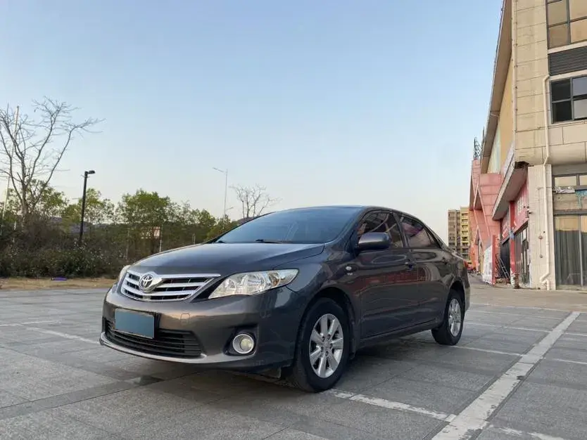 2011 Toyota Corolla 1.6L 122HP L4 4AT