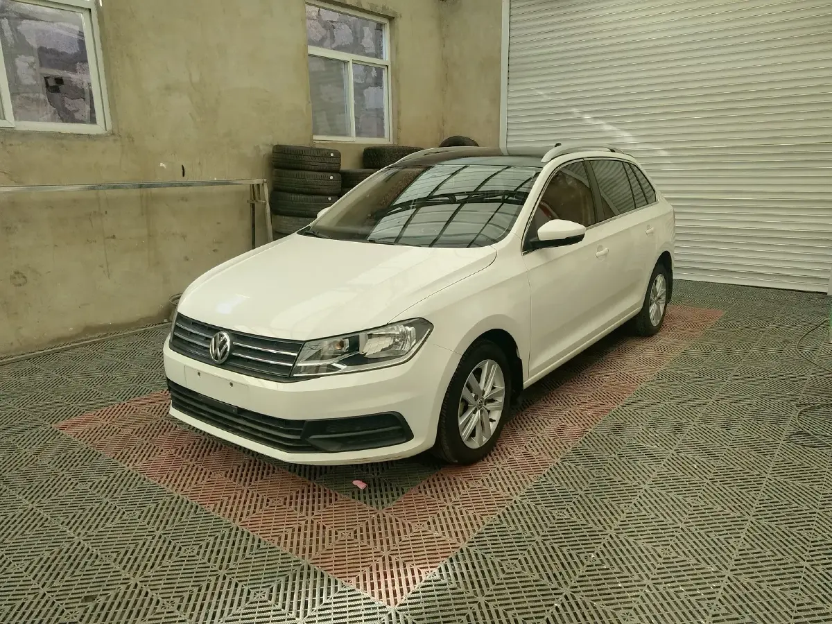 2017 Volkswagen Santana 1.6L 110HP L4 6AT